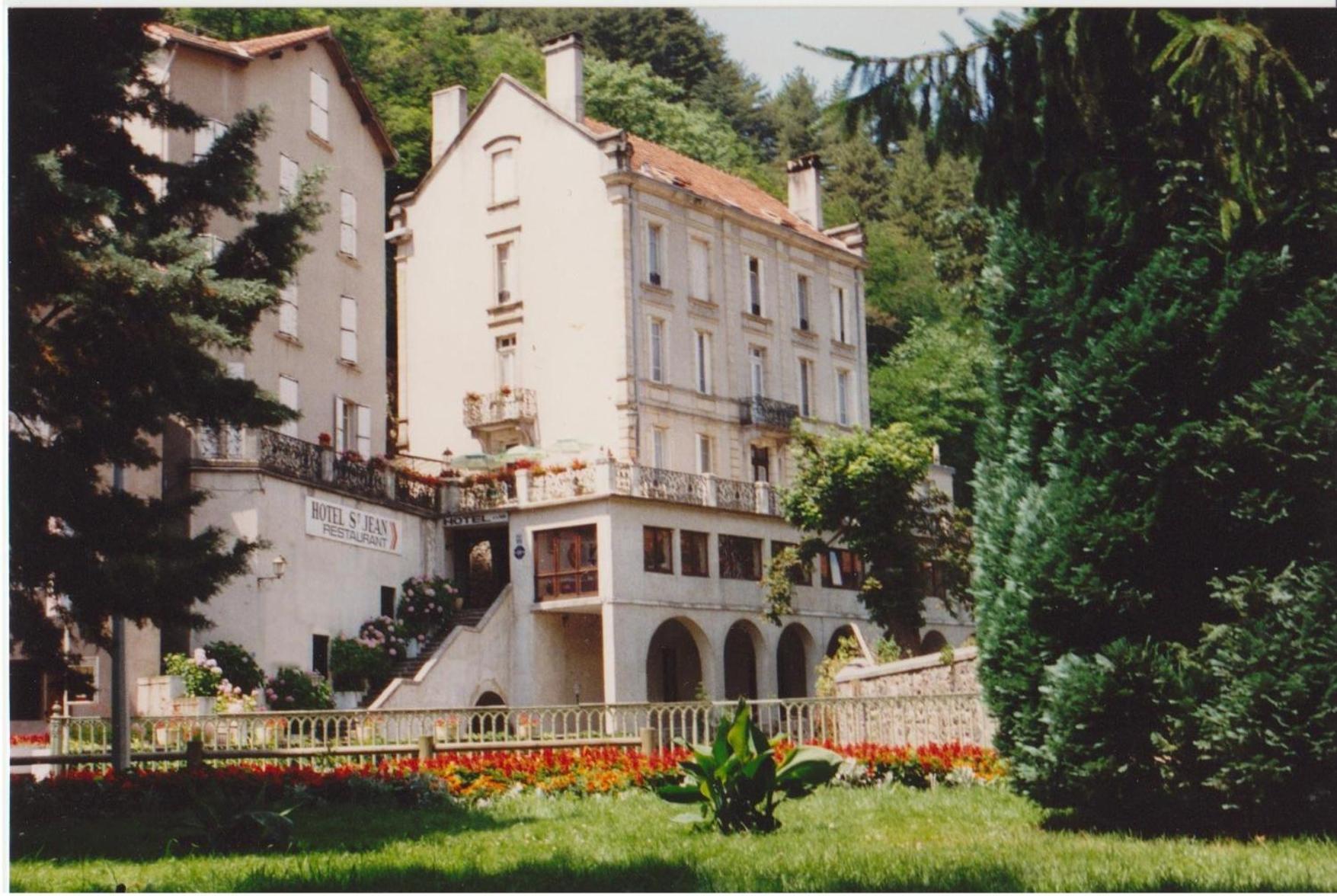 Hotel Saint Jean Vals-les-Bains Exteriör bild