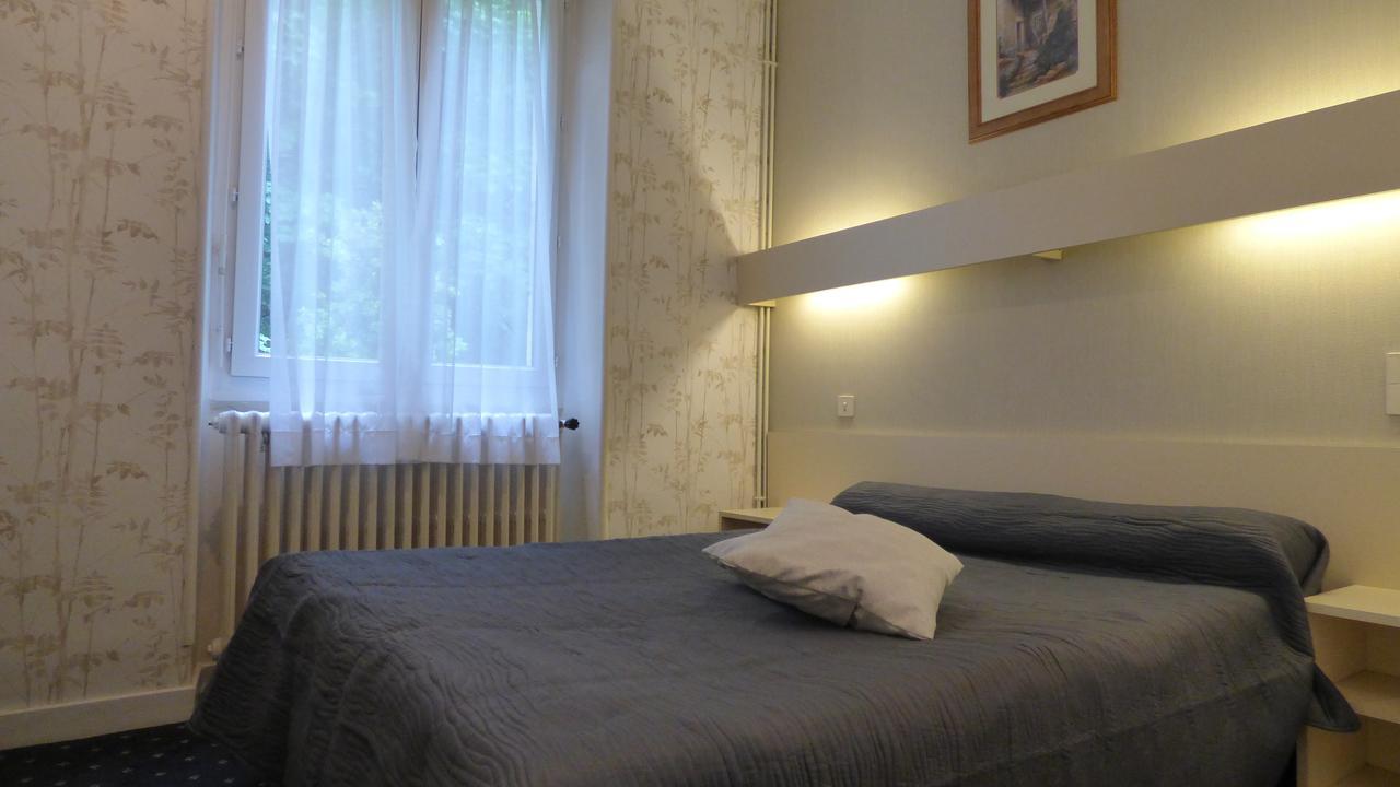 Hotel Saint Jean Vals-les-Bains Exteriör bild